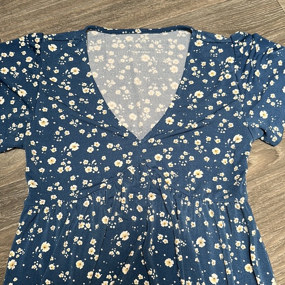 Floral Spring Mini Dress - Picture 3 of 4